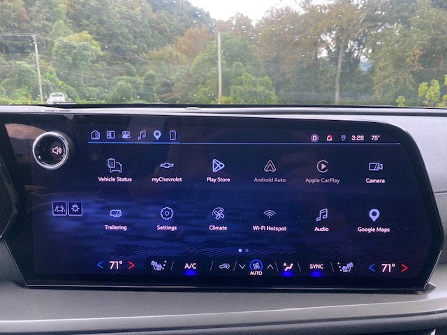 2026 Chevrolet Traverse AWD LT
