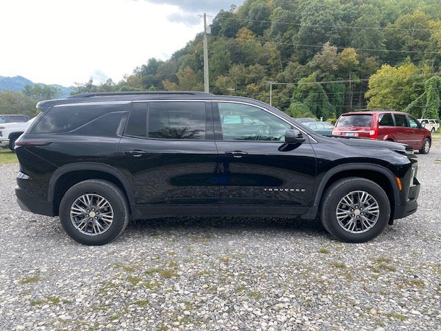 2026 Chevrolet Traverse AWD LT