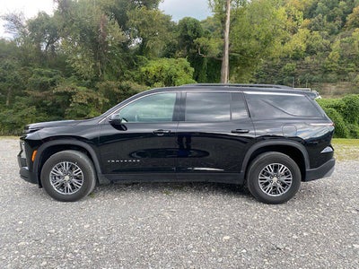 2026 Chevrolet Traverse AWD LT