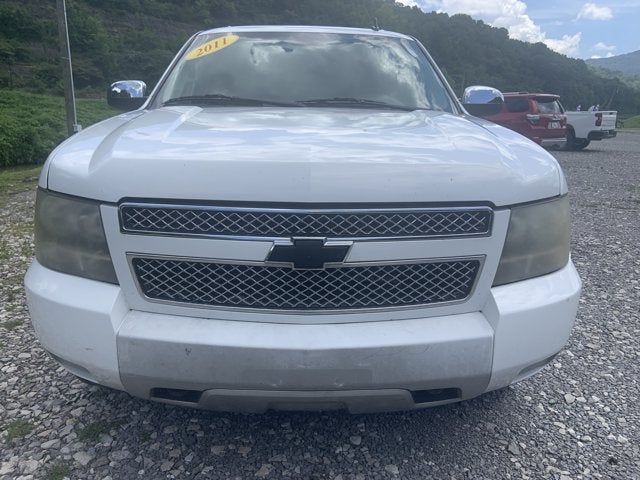 Used 2011 Chevrolet Suburban LT with VIN 1GNSKJE30BR161546 for sale in Harlan, KY