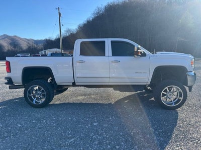 2018 GMC Sierra 2500HD SLT