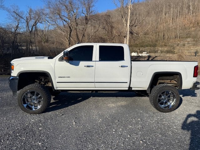 2018 GMC Sierra 2500HD SLT