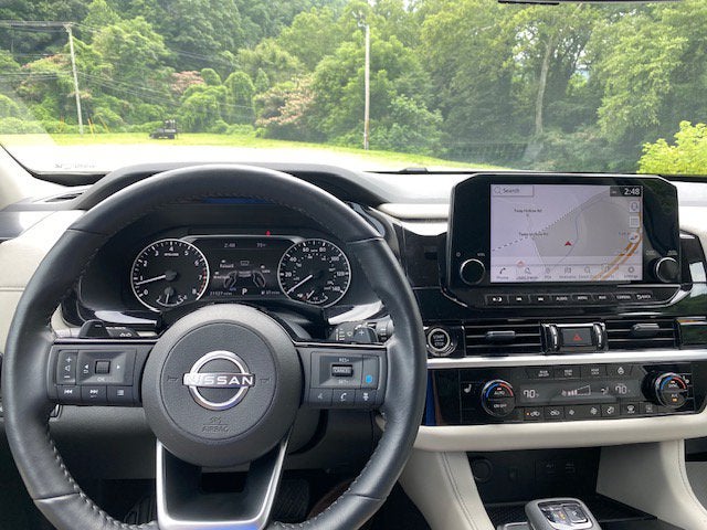 2024 Nissan Pathfinder SL