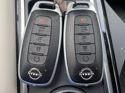 2024 Nissan Pathfinder SL