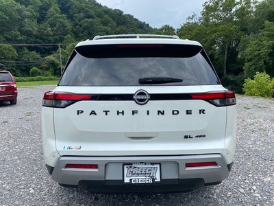 2024 Nissan Pathfinder SL